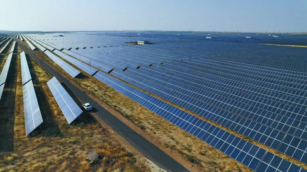 India's Solar Power Capacity Exceeds 64 gw - Urban Acres