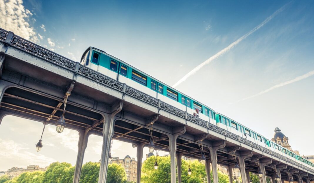 Noida Metro Expansion to Link Airport, Railway