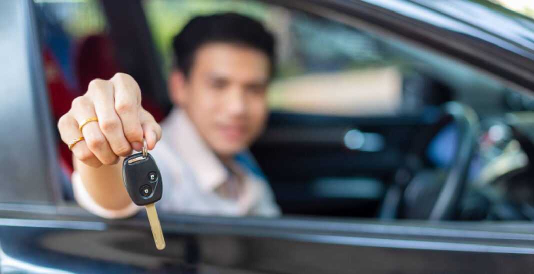 PUC Certificate Delays Frustrate Pune Drivers