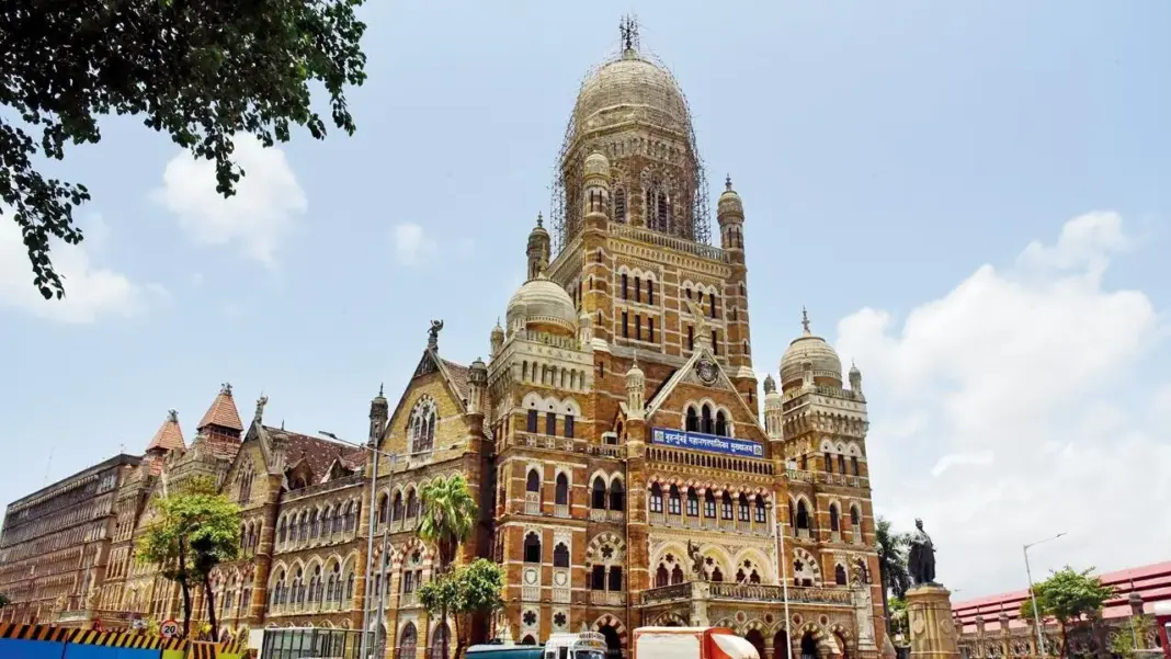 BMC Set to Introduce Stringent Guidelines for Mumbai Hoardings