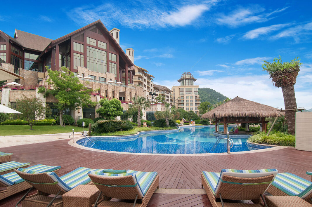 High Demand Drives Luxury Resort Rates Up by 60%