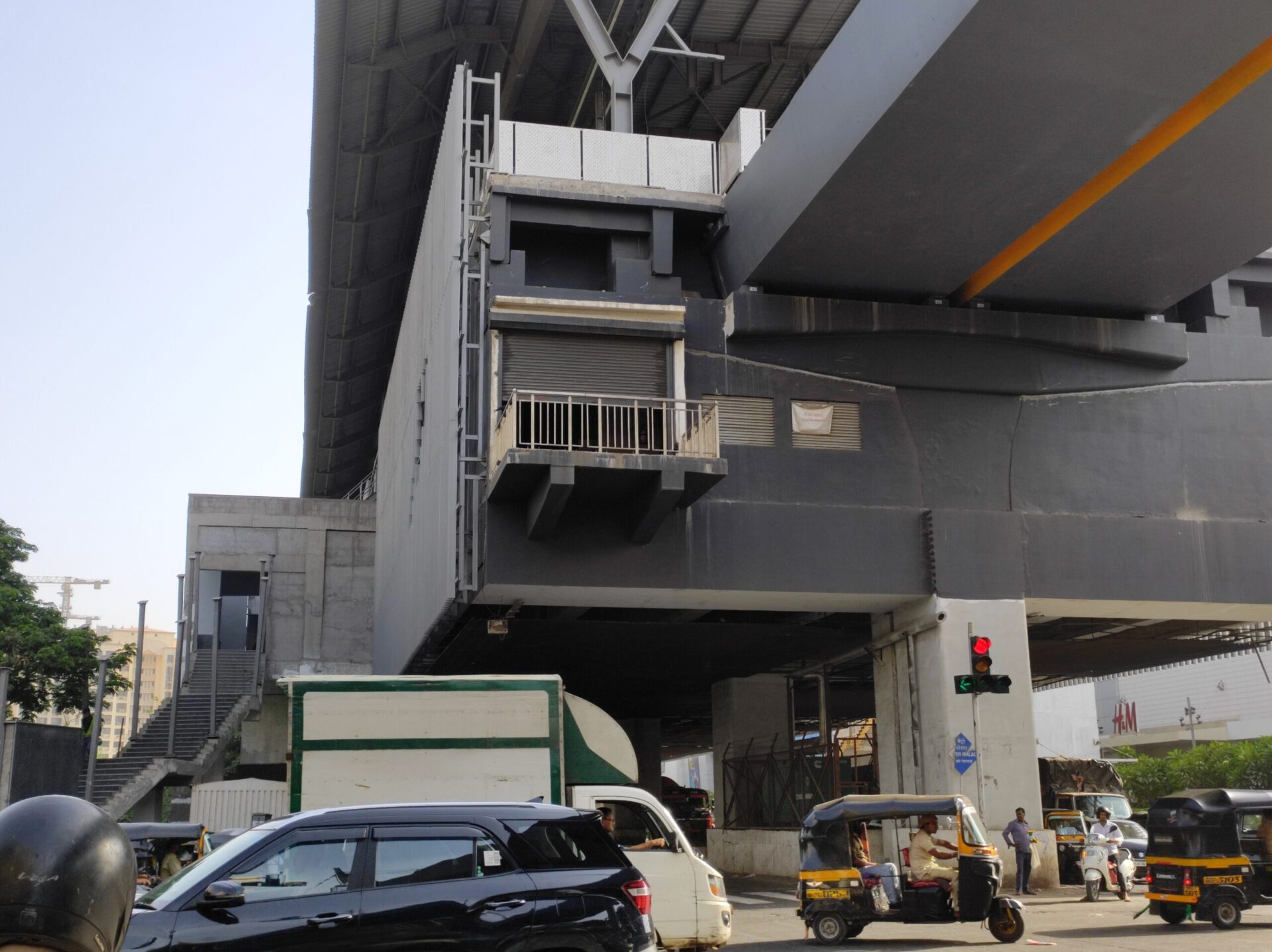 Kurla Residents Protest Metro Line 2B Impact