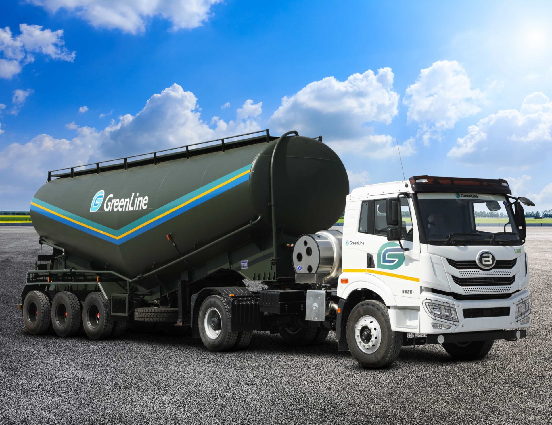 GreenLine Leads the Charge in Sustainable Logistics with 1,000 LNG Trucks by March 2025