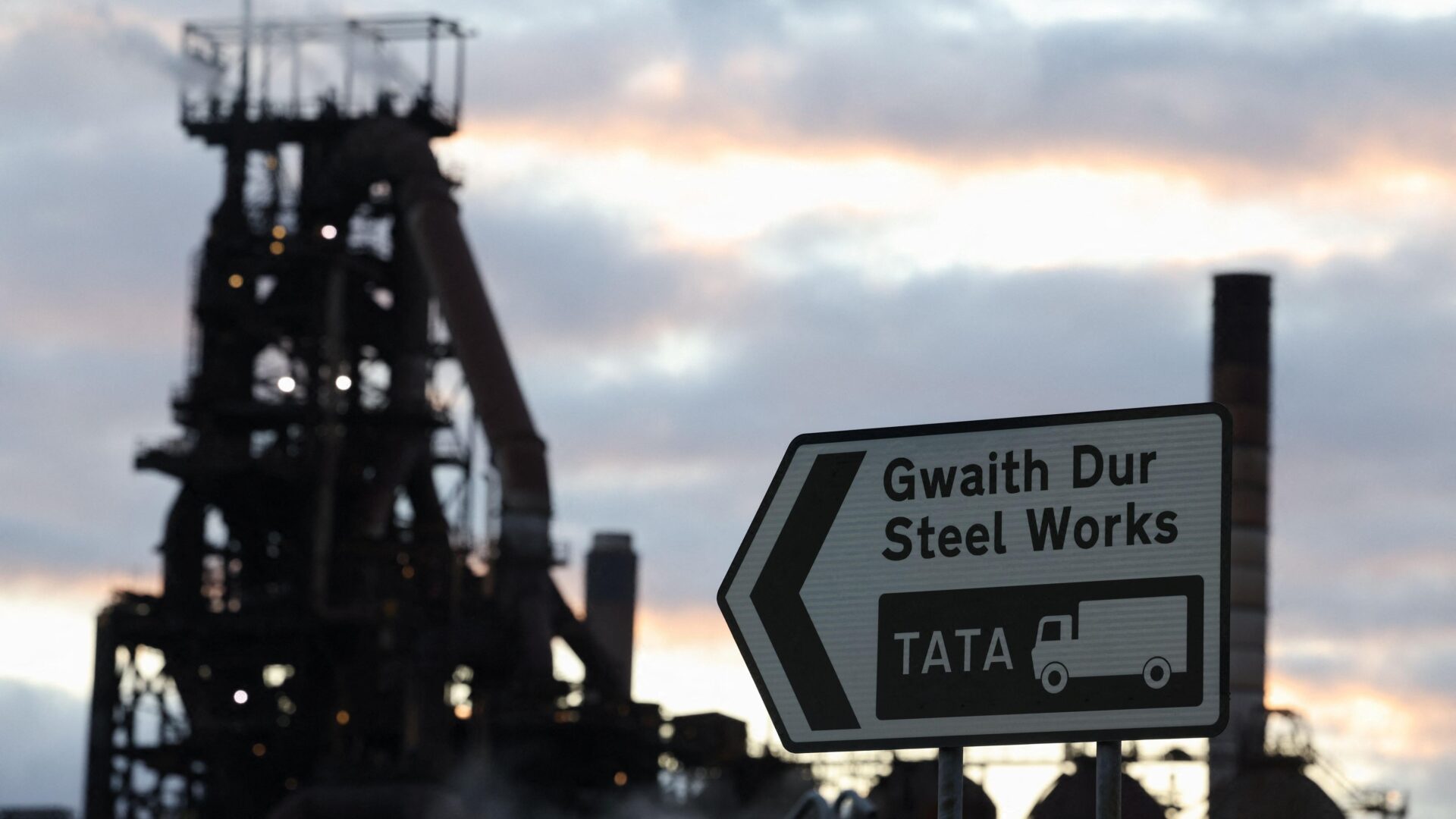 Tata Steel Partners with Tenova to Decarbonise Port Talbot: Commitment to Sustainable Electric Arc Furnace Technology