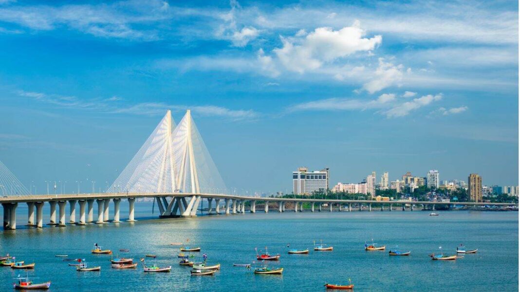 Final Bridge Span of Mumbai Coastal Road Set to Connect with Bandra-Worli Sea Link