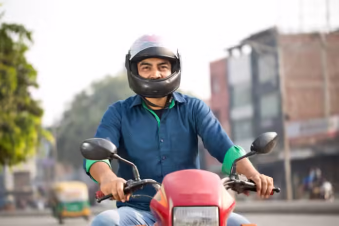 Pune Mandates Helmets for All Municipal Employees on Two-Wheelers