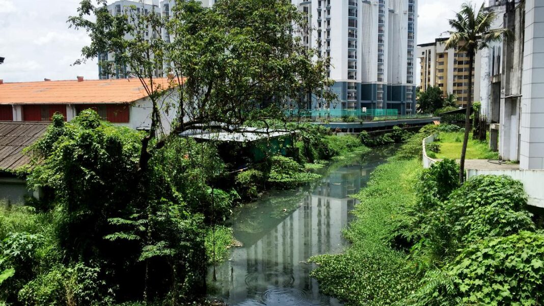 Kochi Authorities Crack Down on Illegal Sewage Discharge at Apartment Complex