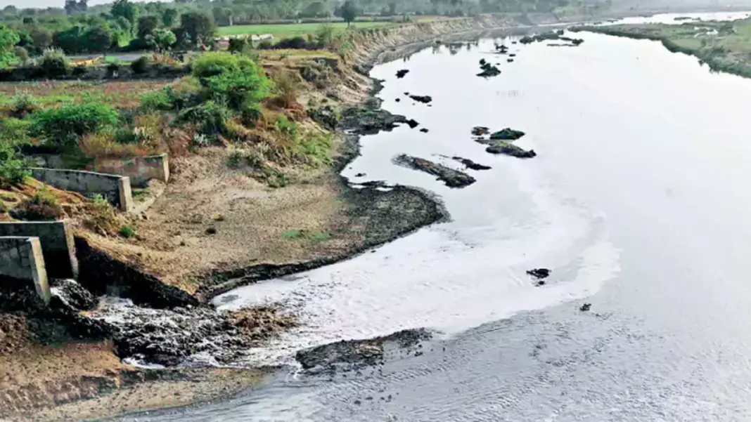 Ahemdabad’s AMC Under Fire Over Shilaj’s Sewage Nightmare