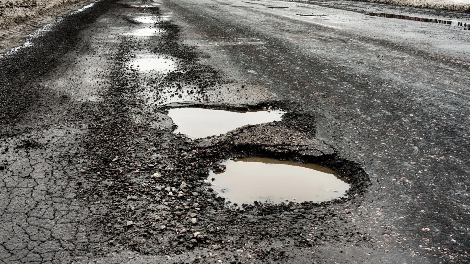 Pune’s Markal’s Crumbling Roads Threaten Industrial Growth and Lives