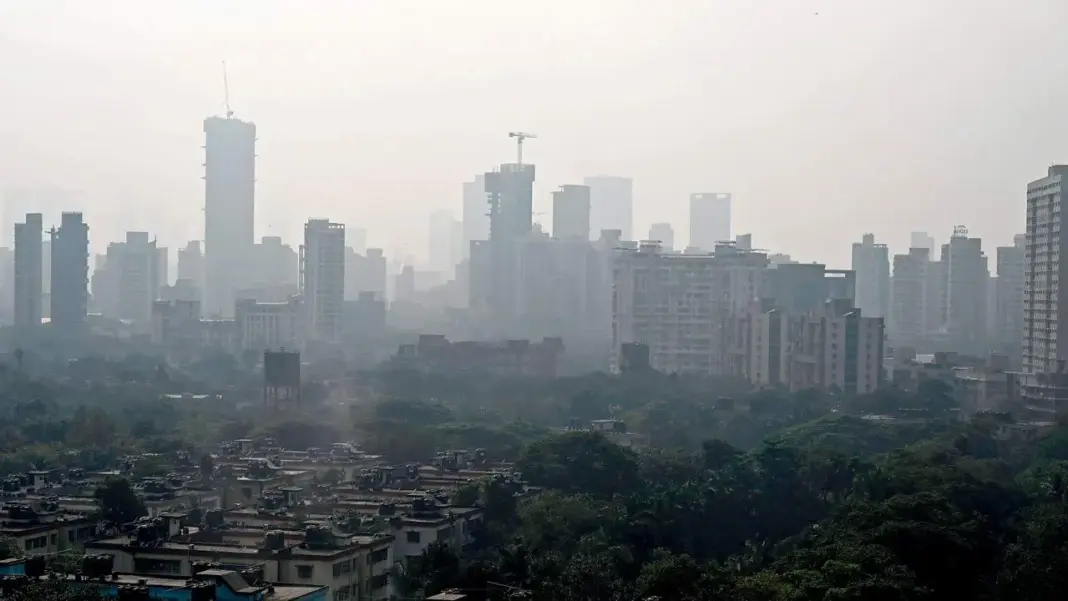 Mumbai's Air Quality Dips Again in Colaba, Kandivali