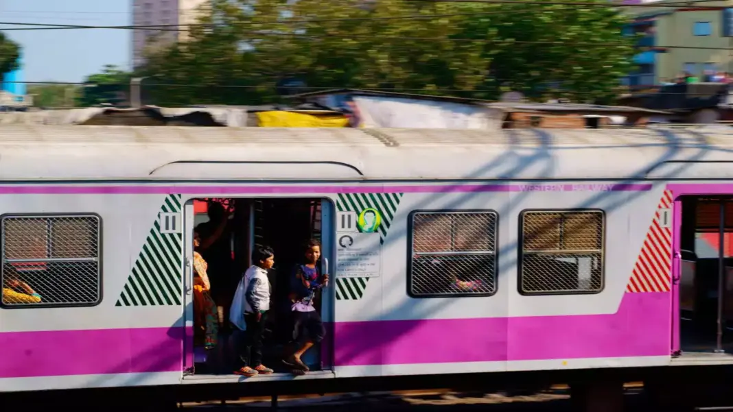 Mumbai Railway Ticketing System Offline for 5 Hours This Weekend