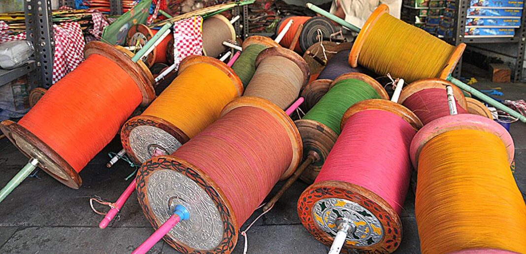 Thane Seizes 290 Kg of Plastic in Chinese Manja Crackdown