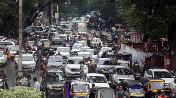 Pune Traffic Crisis Commuting Woes Cause Flyers to Miss Flights