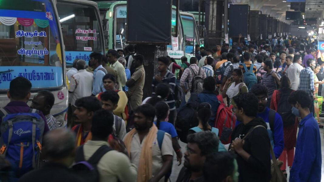 Chennai Sees Pongal Exodus with Over 10 Lakh Passengers Departing