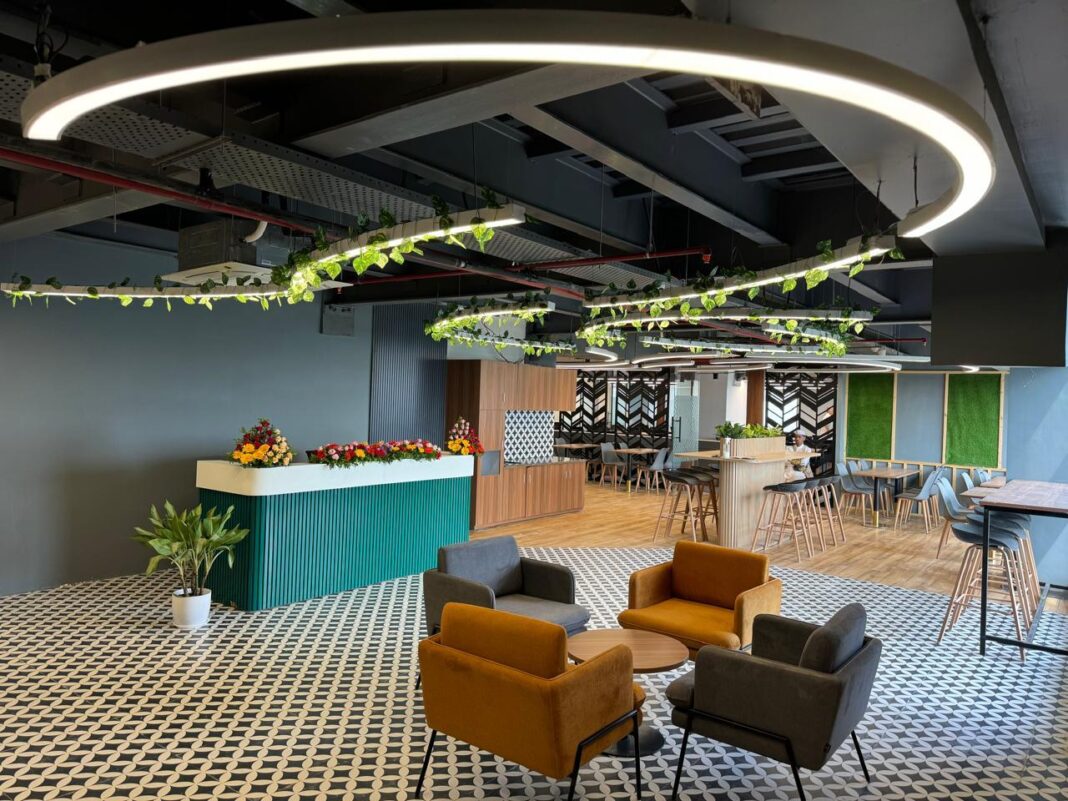 India Accelerator Expands to Pune, Strengthening Startup Ecosystem