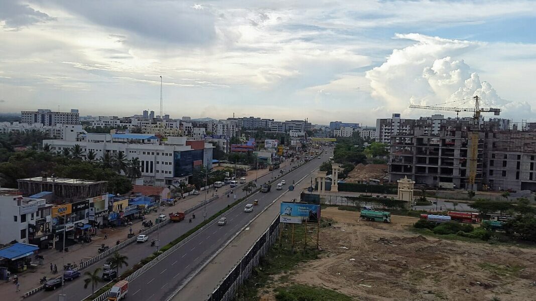 Poor Infrastructure in Navalur Affects Residents’ Quality of Life