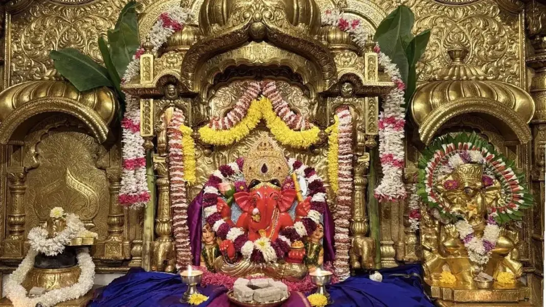 Mumbai’s Siddhivinayak Temple Begins Implementing New Dress Code for Devotees
