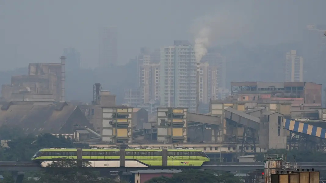 BMC ₹40 Crore Investment to Combat Road Dust in Mumbai