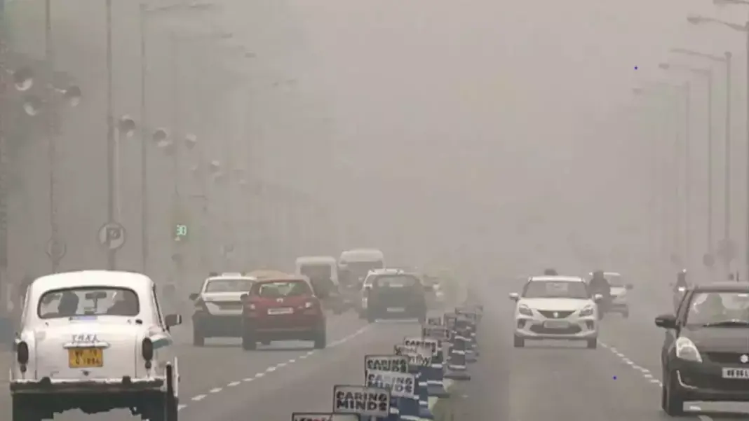 Delhi and Kolkata Lead in Severe Winter Pollution Levels