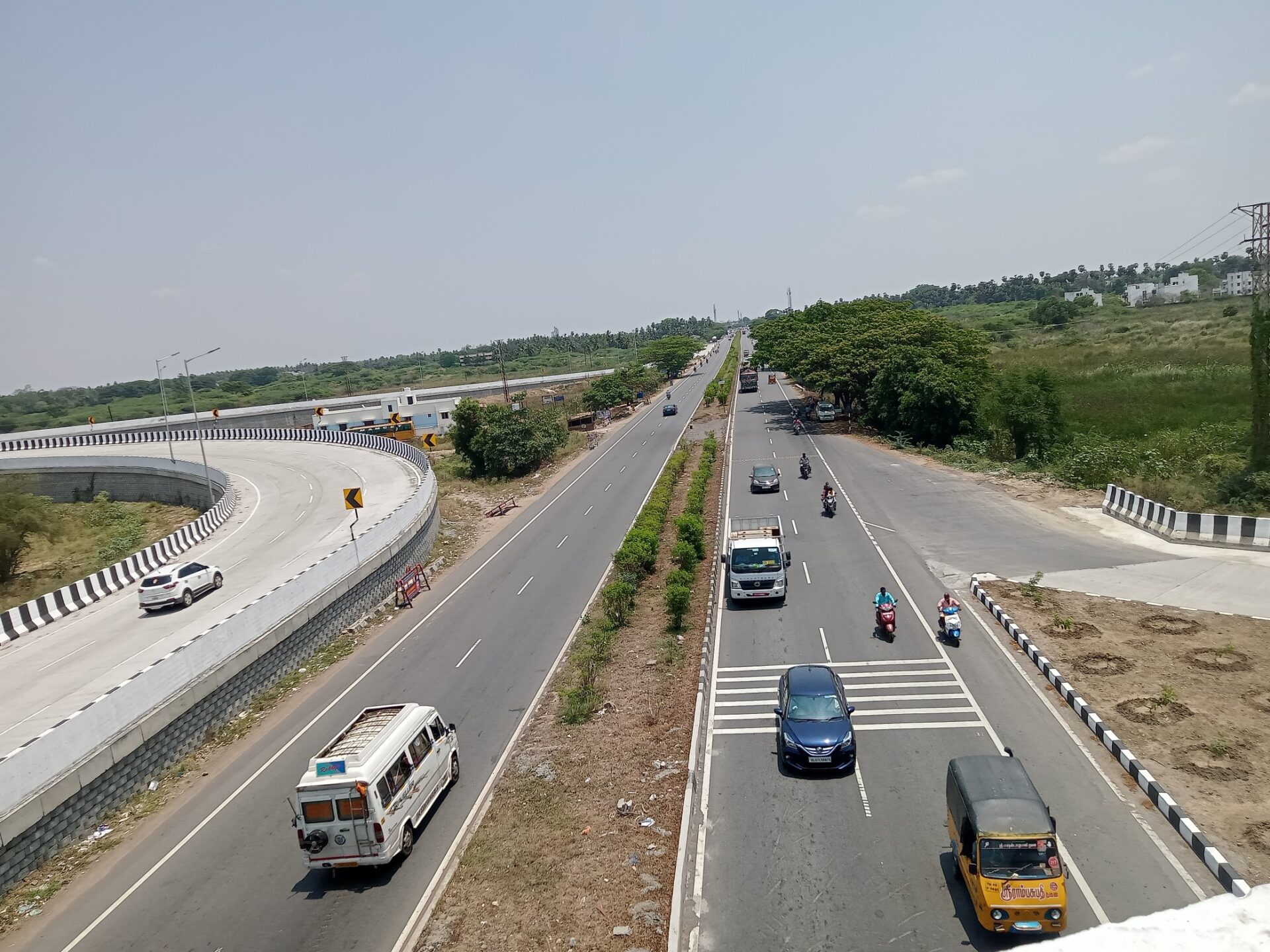 Tiruchi Highways Road Delay Sparks Protest Over Service Roads