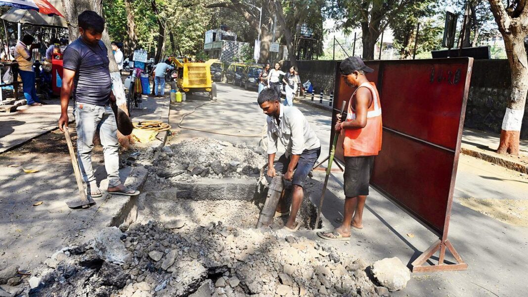 Mumbai halts new road digs ahead of monsoon