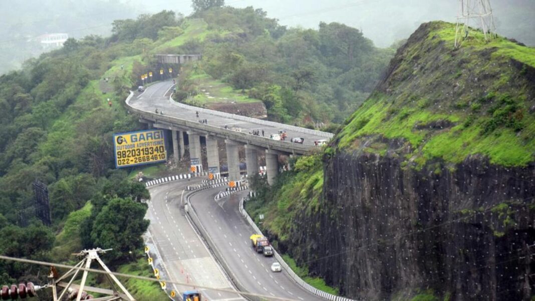 MSRDC Puts Mumbai Pune Expressway Expansion on Hold