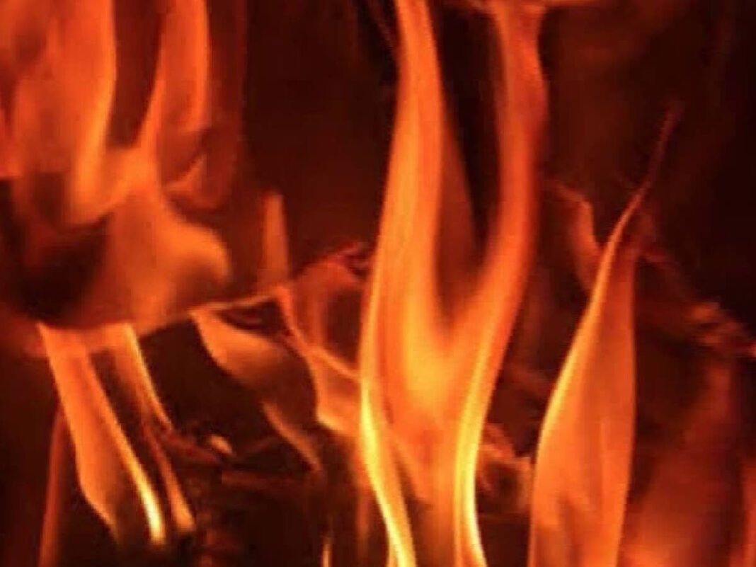 Mumbai Byculla High-Rise Hit by Massive Fire