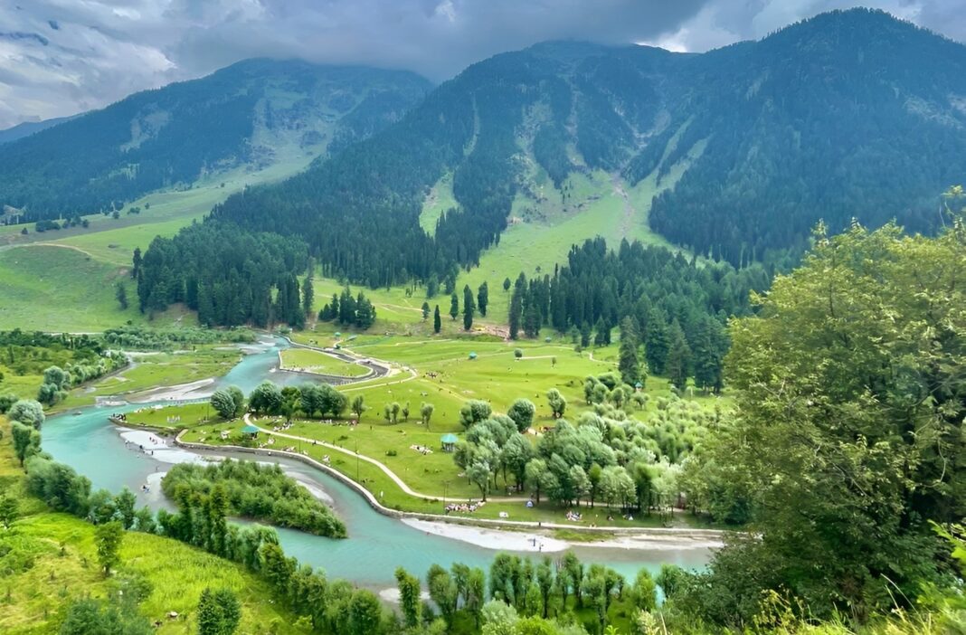 Srinagar Pahalgam Road May Redefine South Kashmir