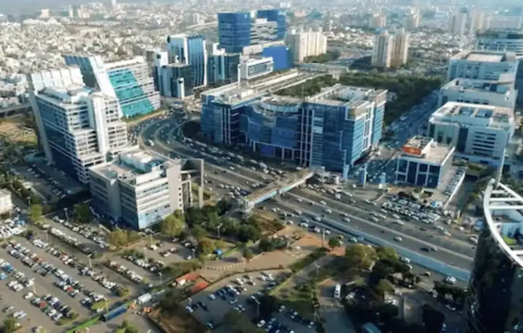 DLF Sells All 416 Luxury Apartments for Rs2300 Crore in Mumbai Debut