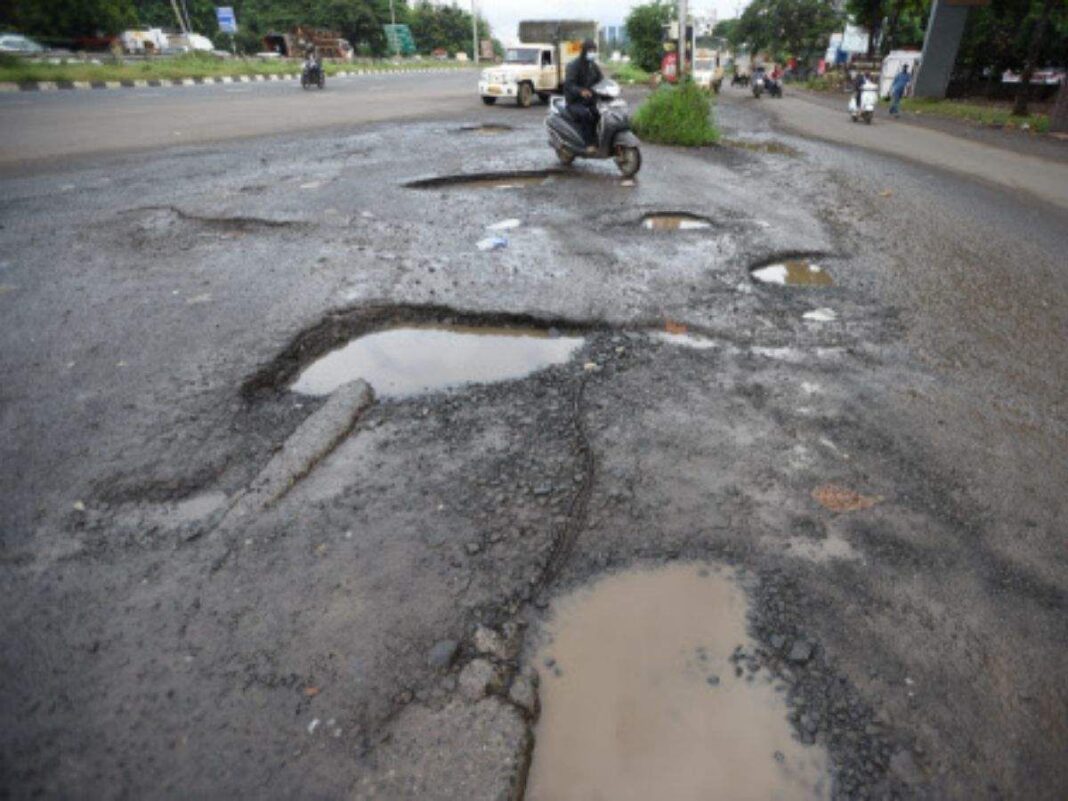 Delhi Road Repairs Fast-Tracked Before Monsoon