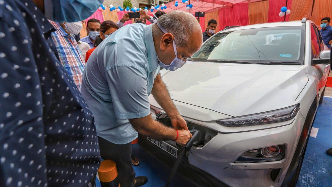 Delhi Shifts Diesel Vehicles to EVs in 60 Days