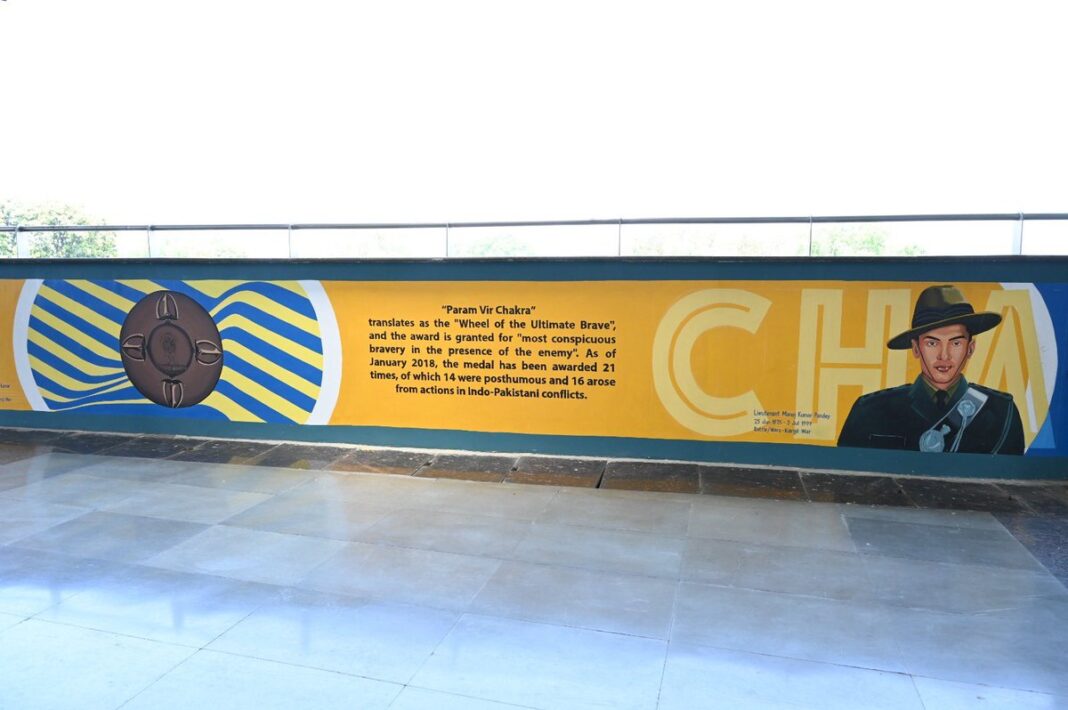 Delhi Metro Pays Tribute to War Heroes