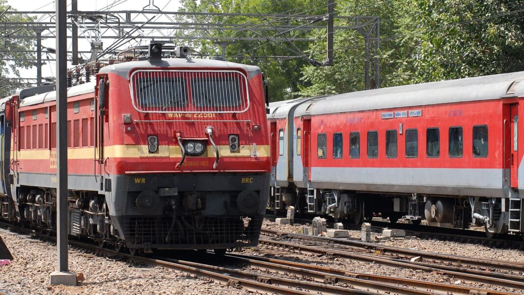 Indian Railways Facilitate Emergency Evacuation from Katra
