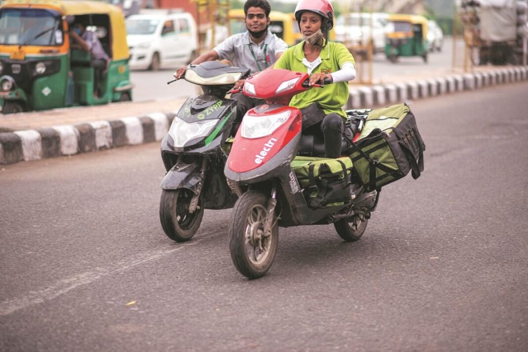 Maharashtra Plans Electric Bike Taxis for Womens Safety