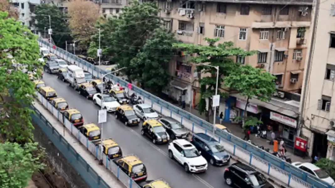 South Mumbai’s traffic set to ease as Bellasis Bridge nears early reopening