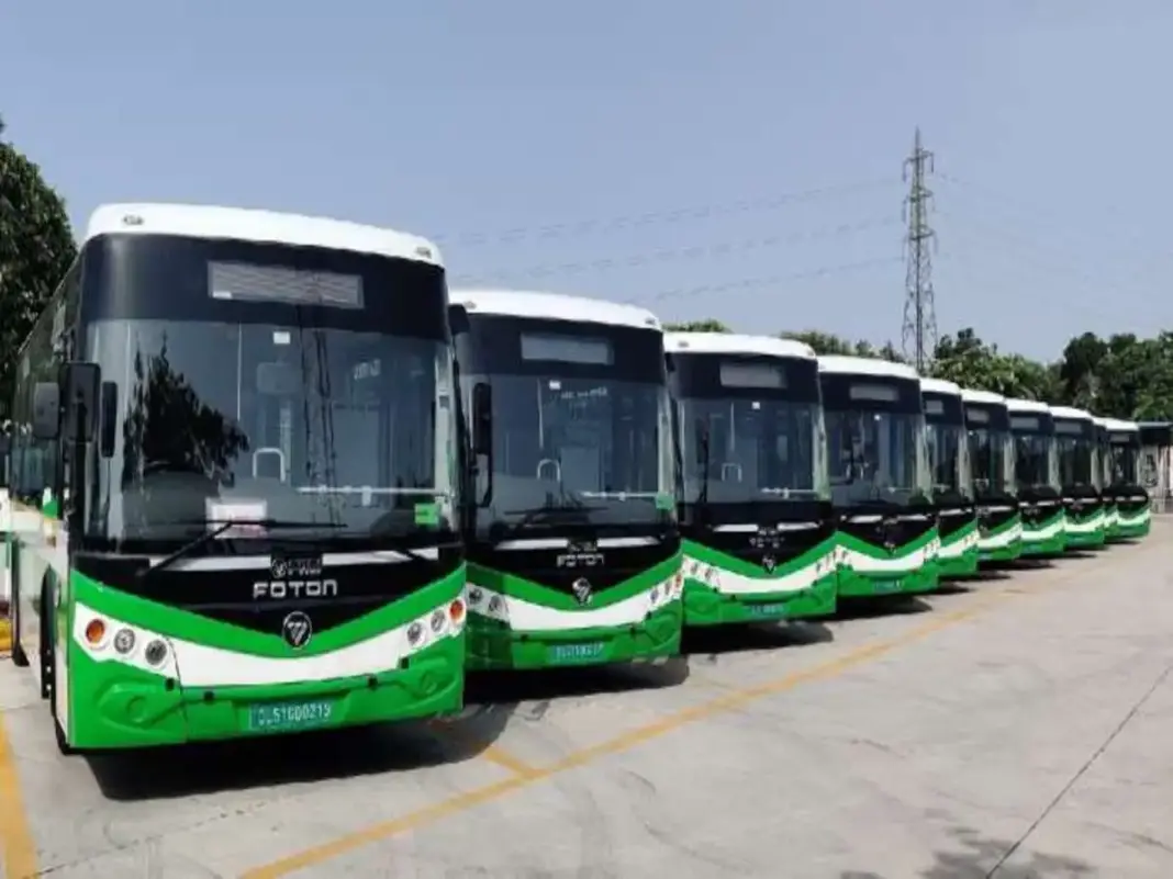 Delhi Rolls Out 76 Electric Buses to Boost Metro Feeder Transport