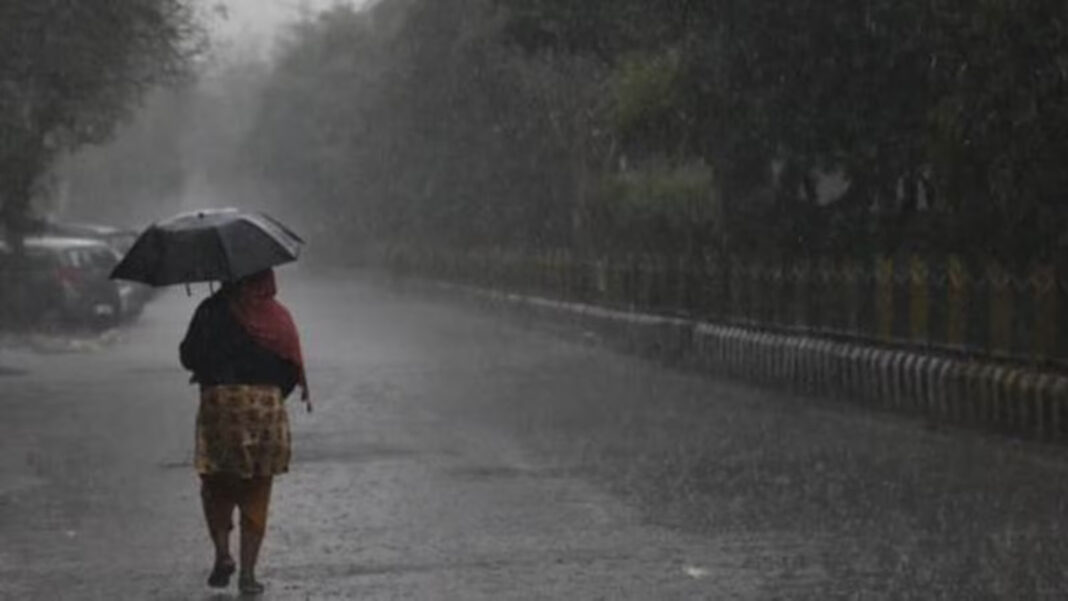 Unseasonal Rain and Hail Disrupt April Across Heat-Struck Maharashtra Districts