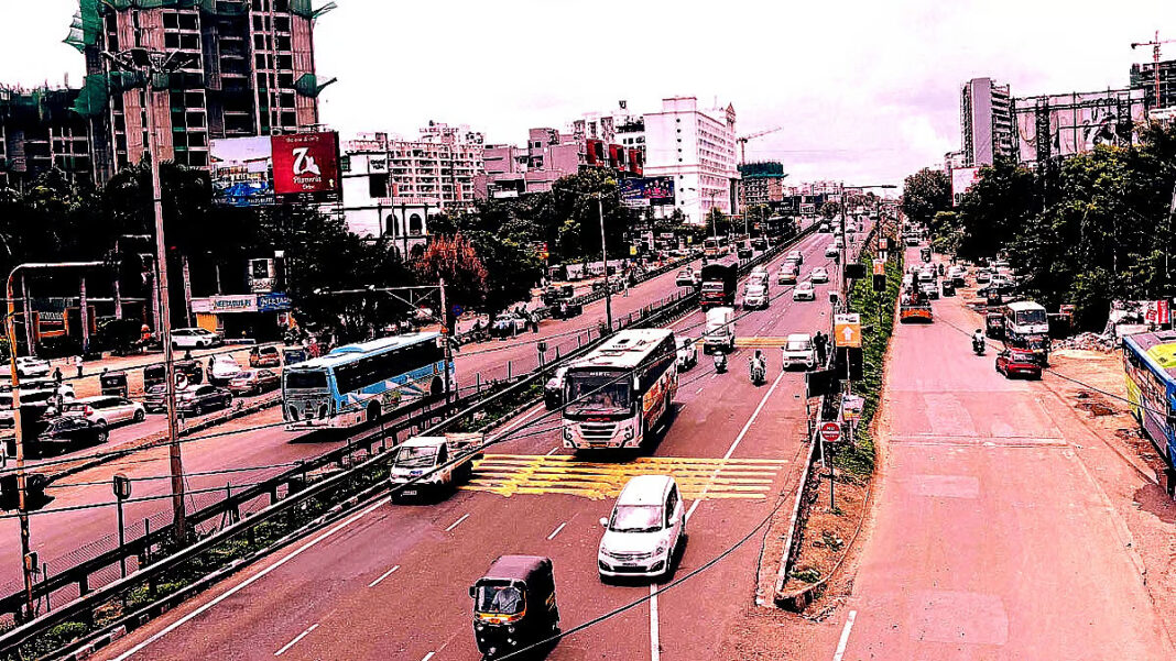 Pune Civic Body Tackles Footpath Obstruction with Rs 300 Crore Relocation Plan