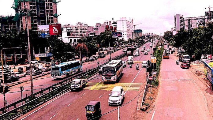 Pune Civic Body Tackles Footpath Obstruction with Rs 300 Crore Relocation Plan