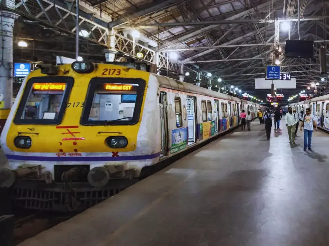 Railways Cuts Paperwork to Boost Safety
