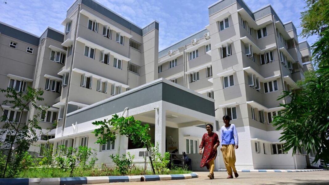 MP to Build Hostels for Working Women in Industrial Hubs