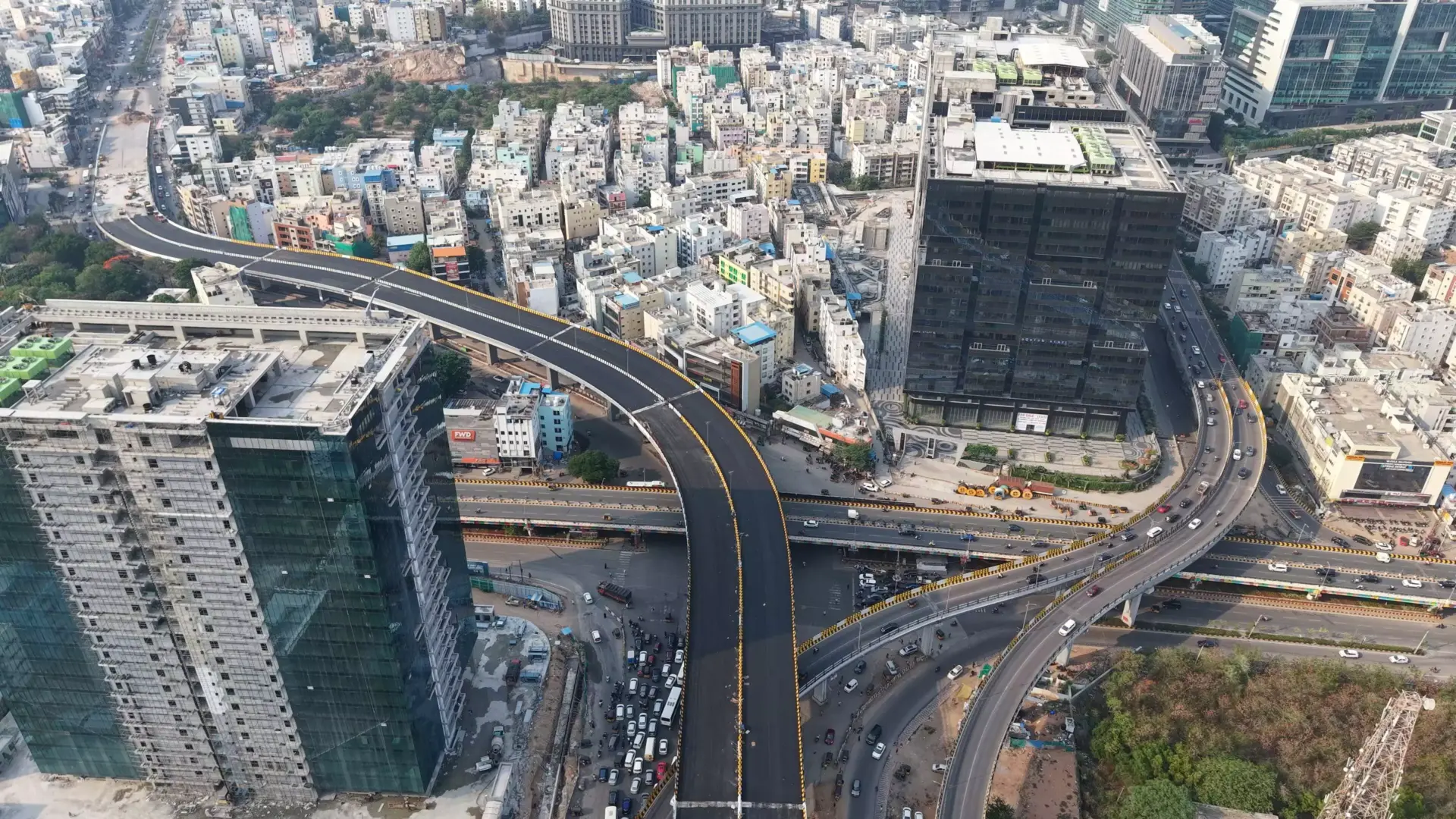 Hyderabad Flyover Set to Ease IT Corridor Traffic