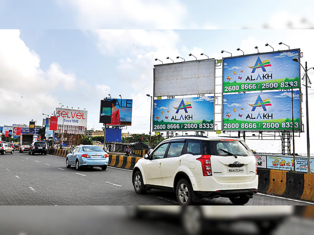 Kolkata to reduce street hoardings for city makeover