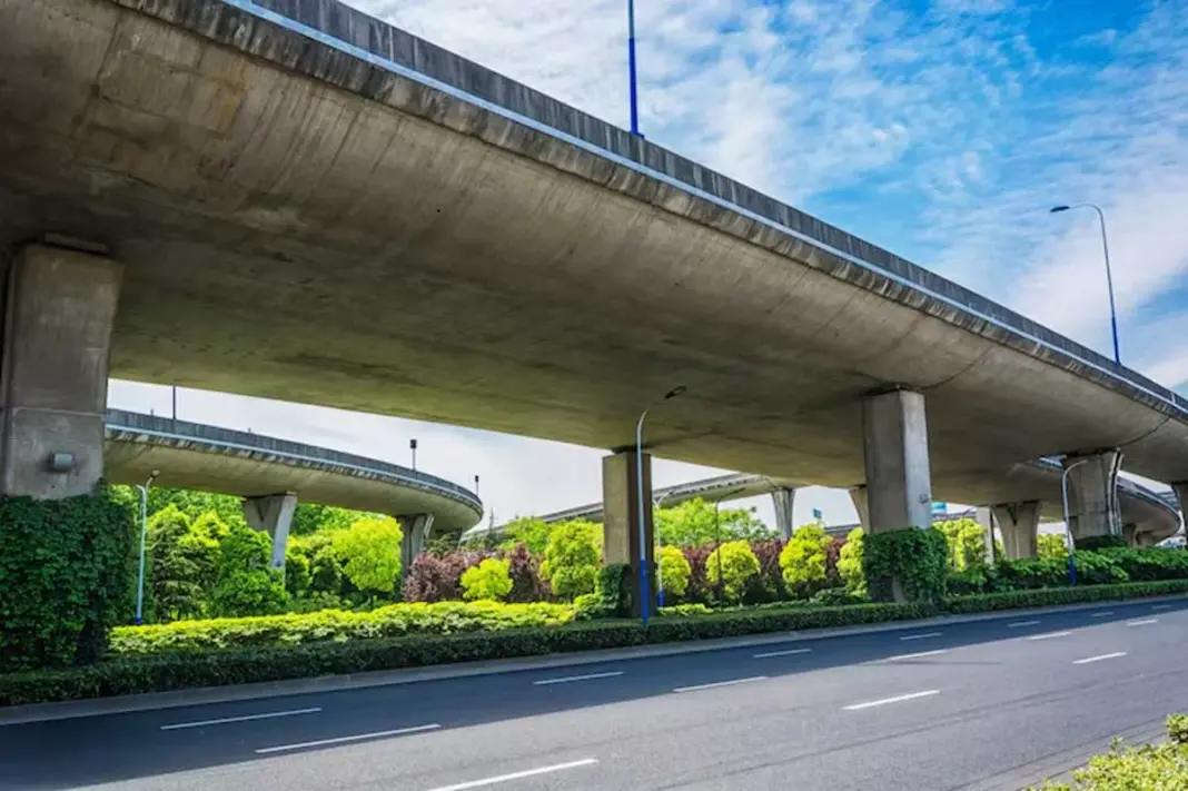 Rs 183 Cr Flyover to Cut Delhi Traffic Woes