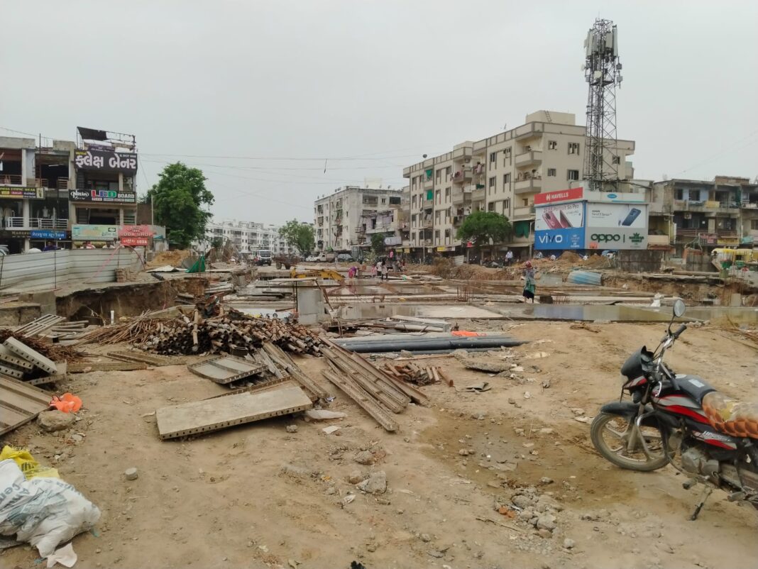 Ahmedabad Delays Drainage Work Amid Monsoon