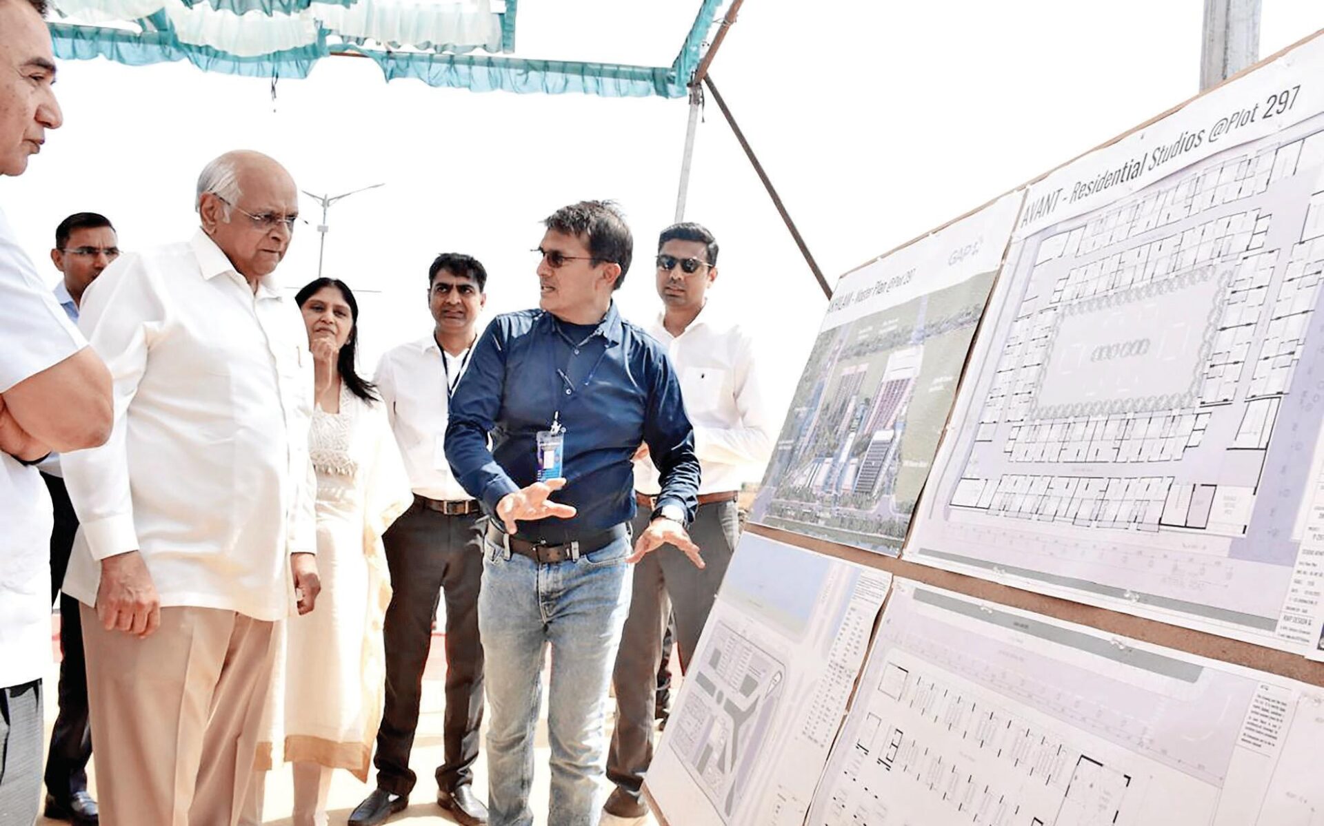 Gujarat CM reviews development at Dholera