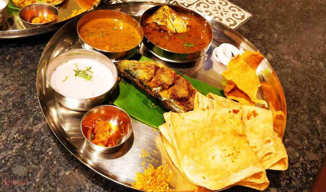 Indore Street Food Hubs Hold Prices Despite Fuel Strain