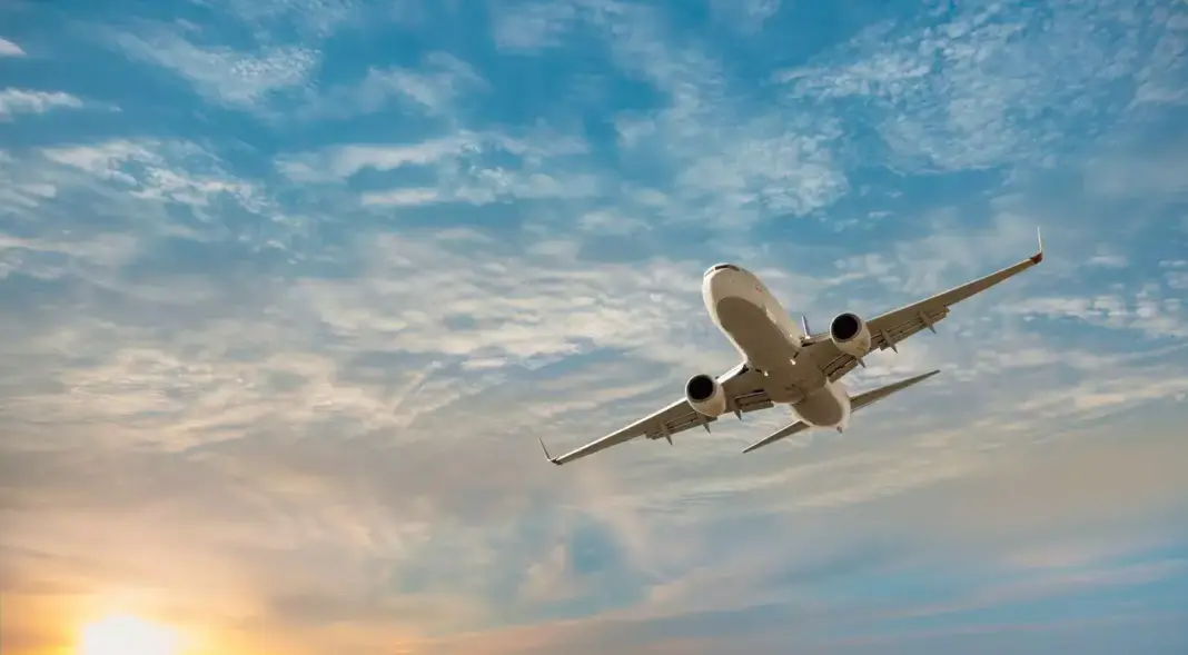 Delhi Airline Navigates Geopolitical Airspace