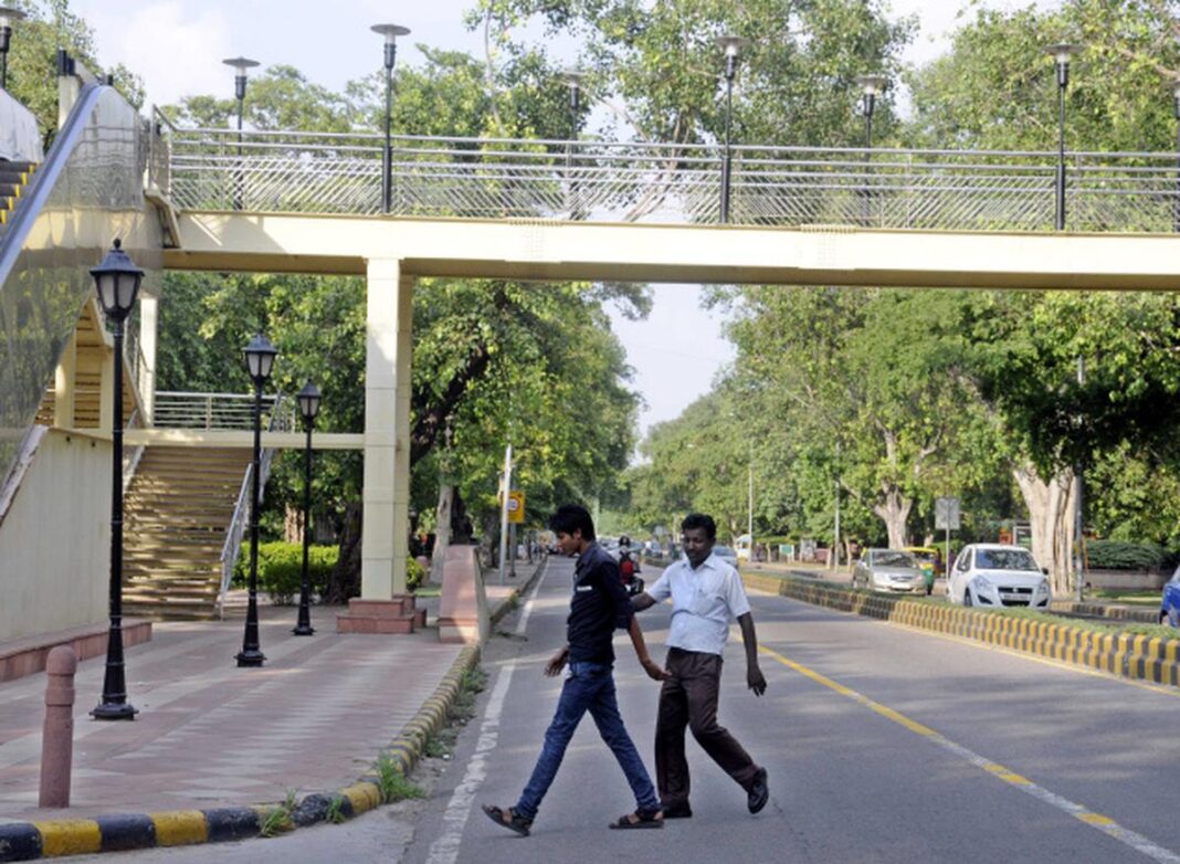 Delhi PWD Proposes Twenty One New Foot Over Bridges Across Capital for Pedestrian Safety