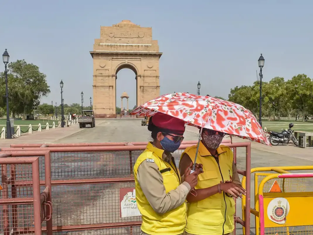 Delhi launches heat relief plan with 3000 smart water dispensers citywide